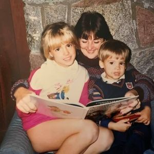 Meet your Posher, Debbie